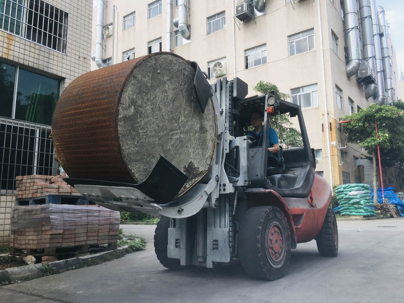 paper roll clamp Alritek Equipindo Jaya (9)